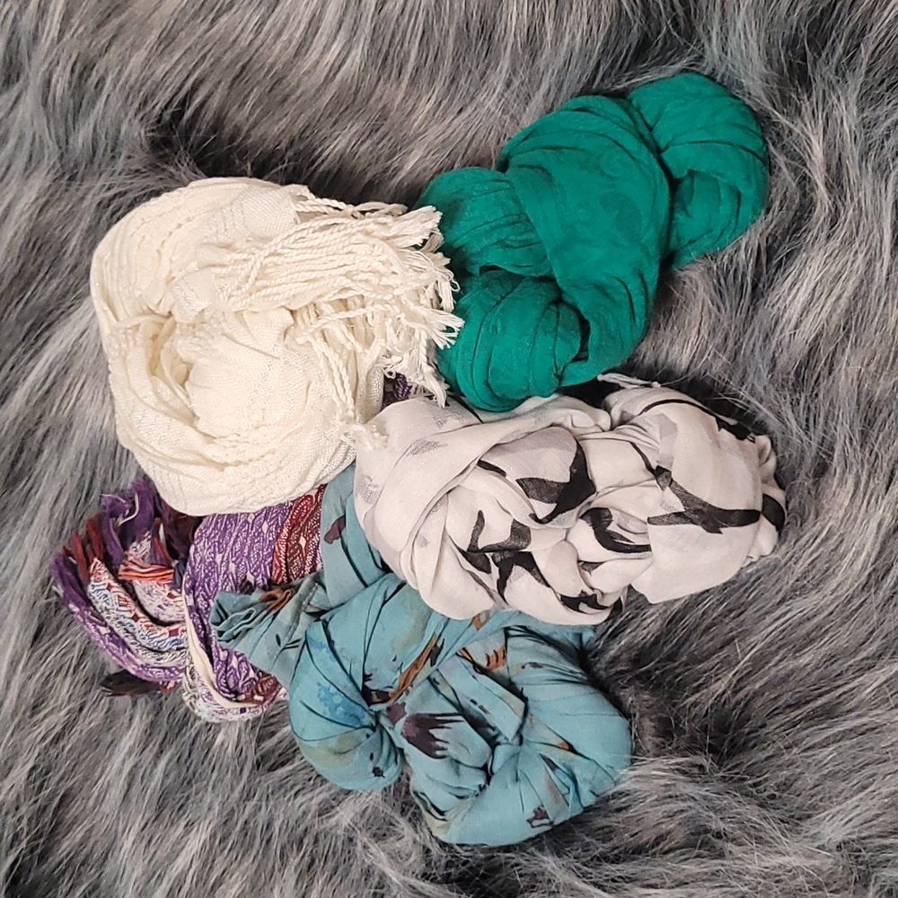 Bundle of 5 fall scarves